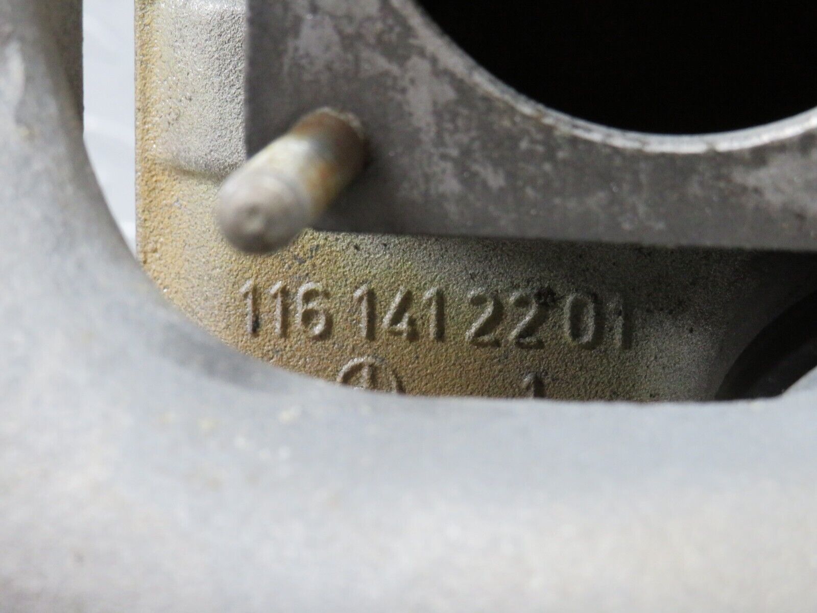 37671 Mercedes-Benz W109 300SEL Air Intake Manifold 1161411701 1161412201