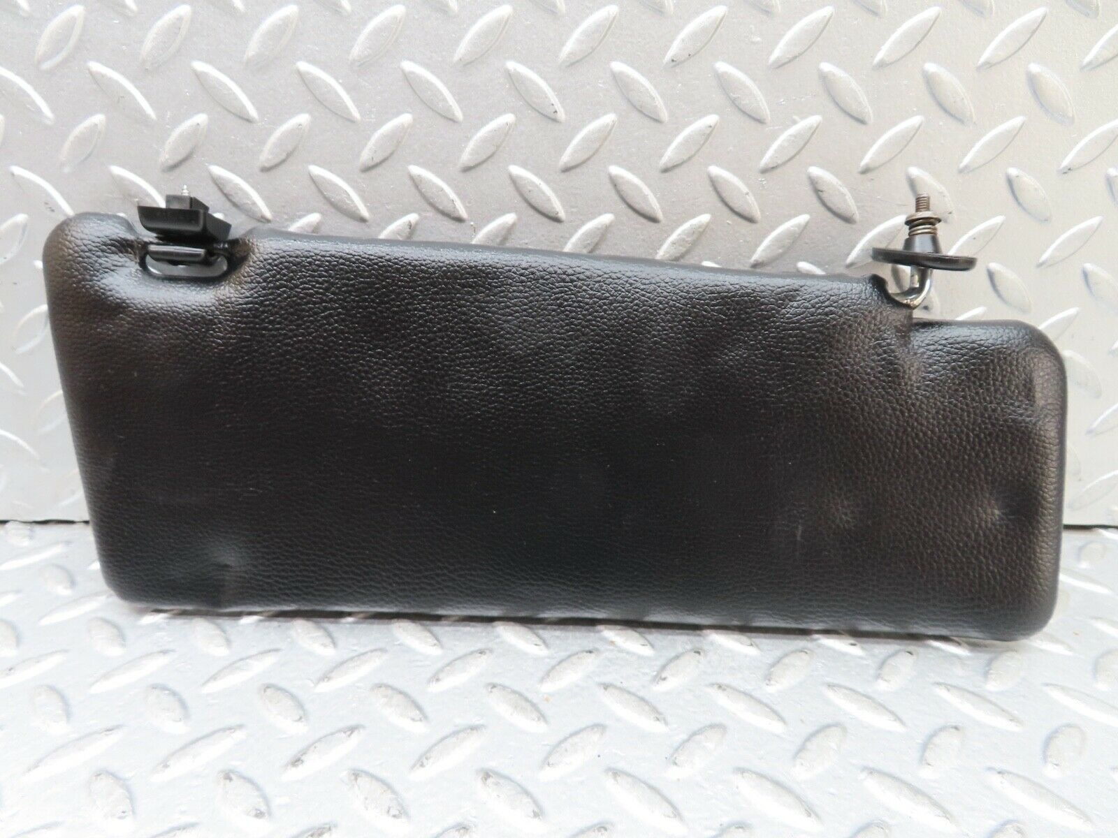 19040 Mercedes-Benz W123 300D Sun Visor Left Side Black