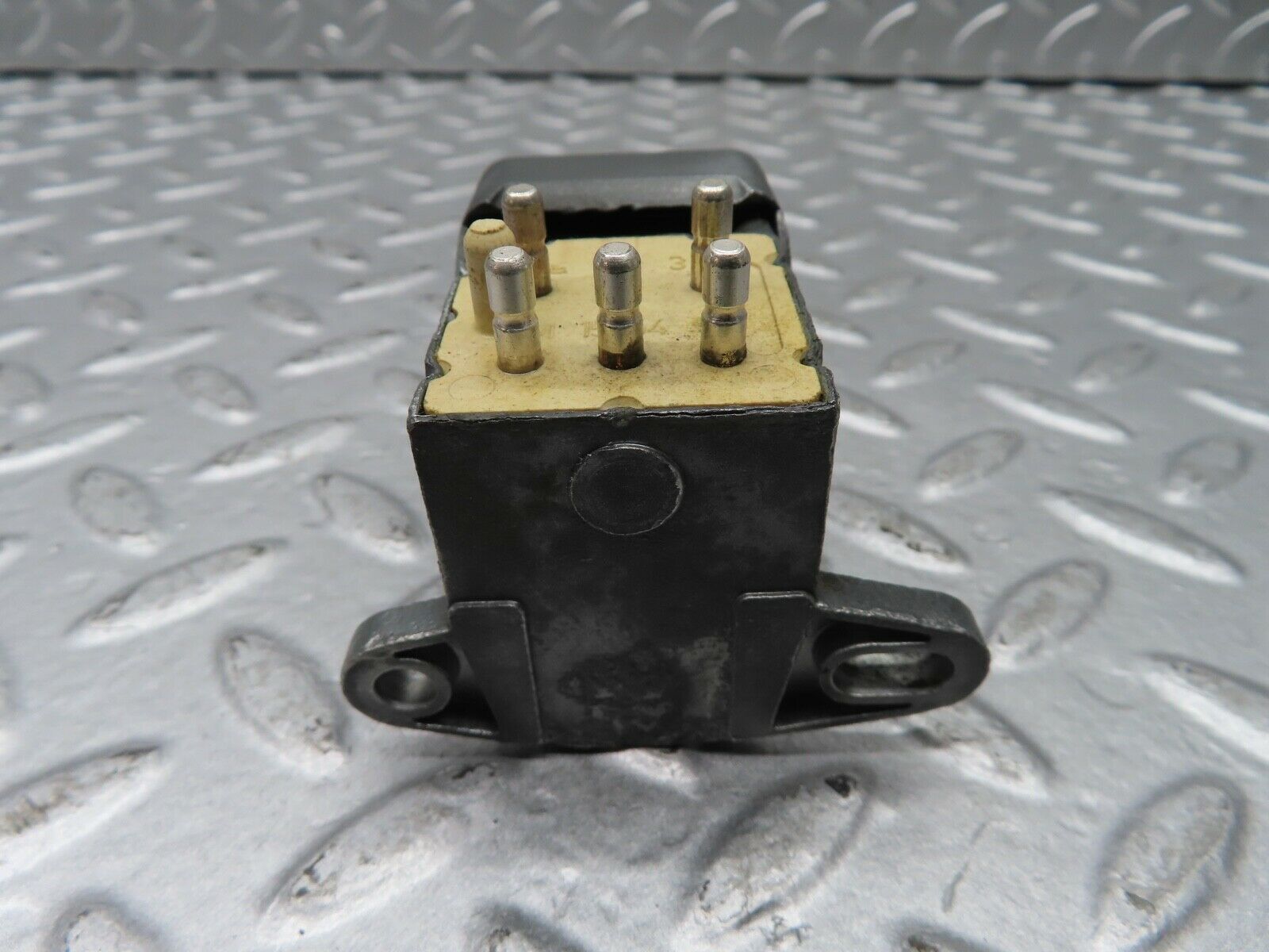 20274 Mercedes-Benz W114 280CE Coupe Windscreen Washer Switch