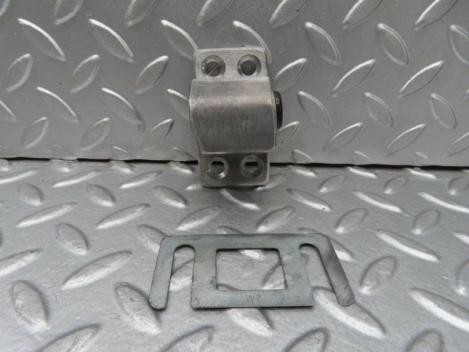 14258 Mercedes-Benz W116 350SE Door Lock Latch Right Side