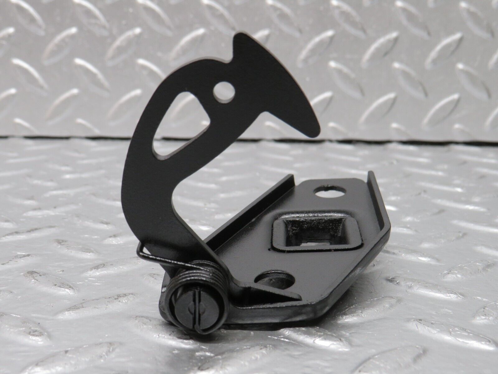 33788 Mercedes-Benz W201 190E 2.0L Bonnet Safety Latch 2018800560