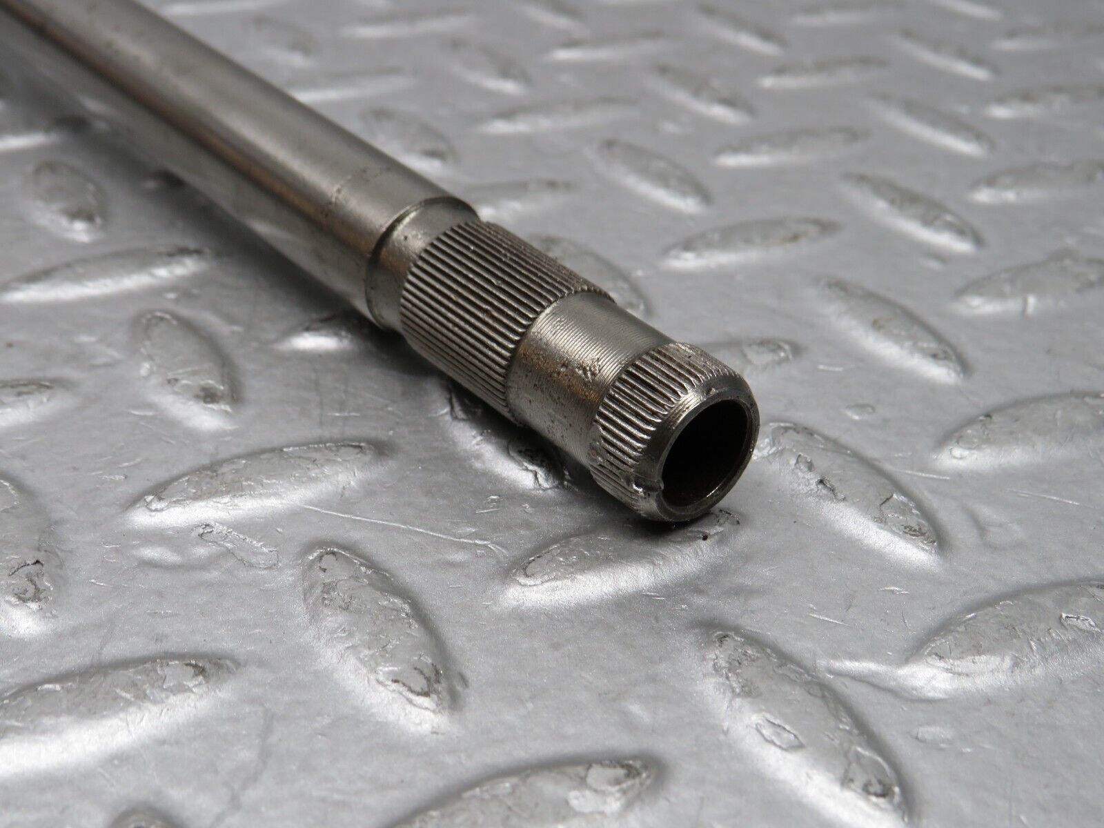 35915 Mercedes-Benz W108 Steering Column Shaft 1114620628