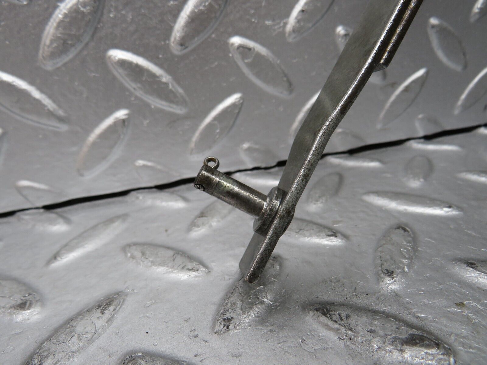 30217 Mercedes-Benz W123 230E Automatic Gearbox Linkage 722.122