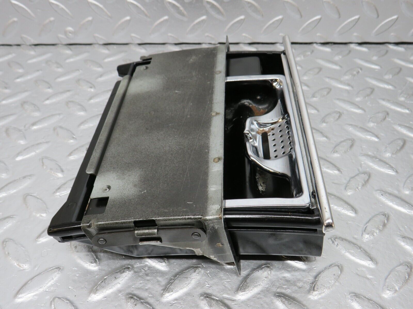 34359 Mercedes-Benz C126 380SEC Coupe Centre Console Ashtray Wood Finish