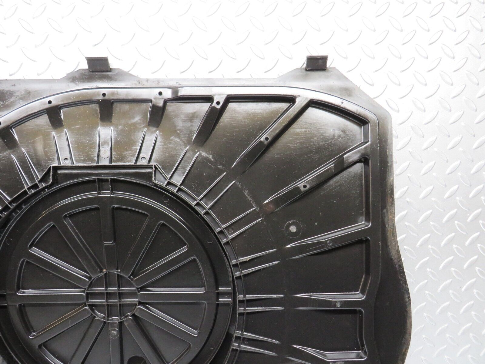 38787 Mercedes-Benz W201 190E 2.6L Boot Trunk Spare Wheel Cover 2016931633 2016930014