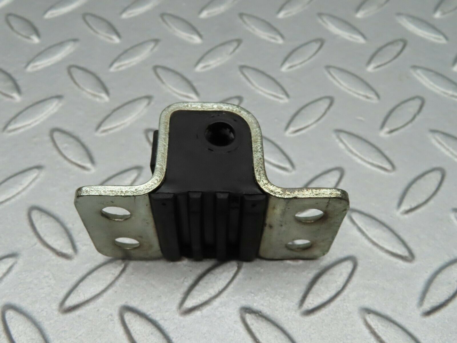 3721 Mercedes-Benz S123 200T Wagon Door Lock Latch Right Side