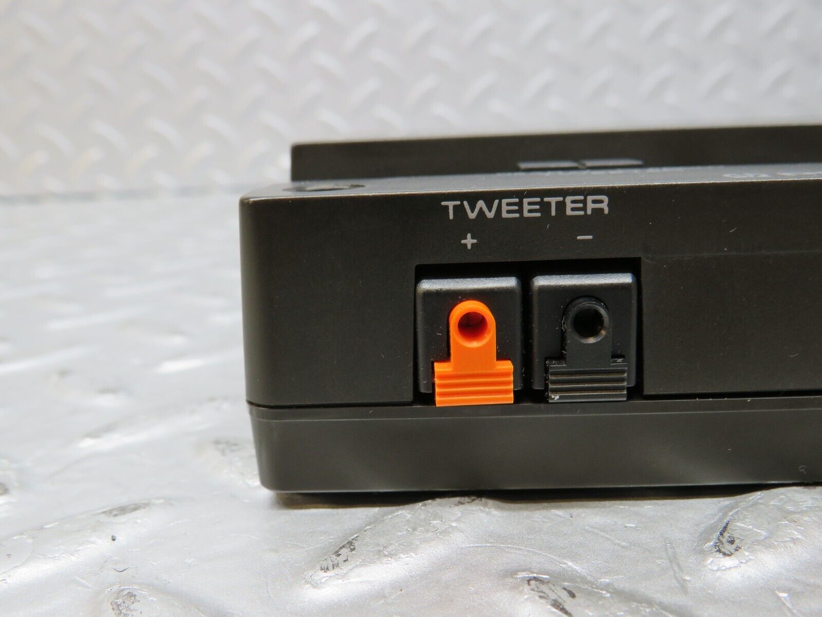 36505 Mercedes-Benz W201 190E 2.0L Dynamulti Sound System PIONEER RD-N170