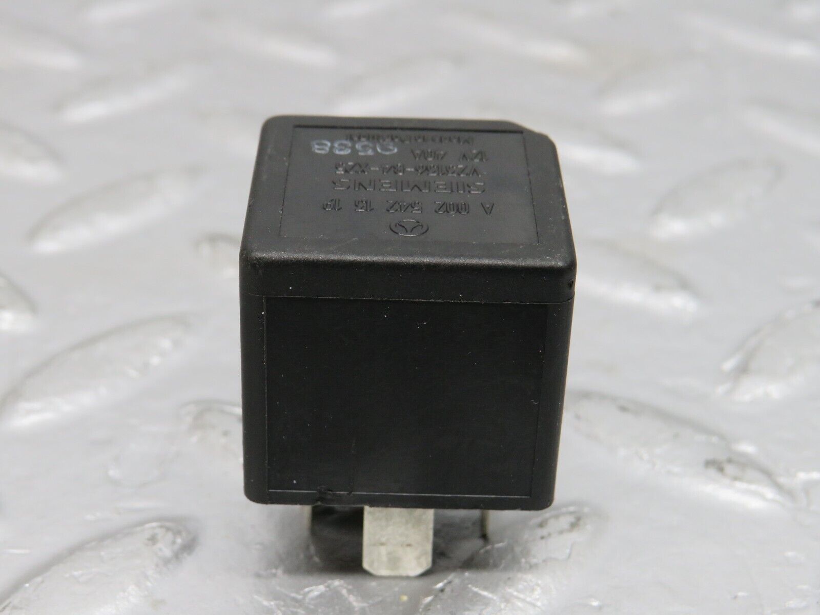 39648 Mercedes-Benz R129 320SL Coupe Multi Purpose Relay 0025421319