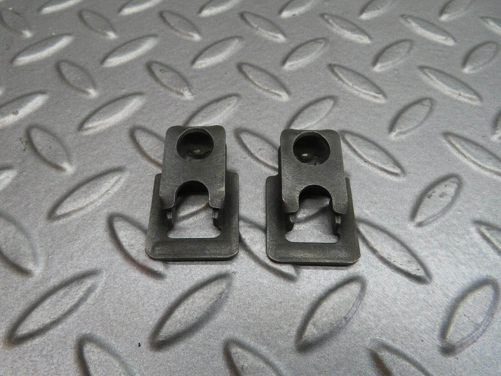 12175 Mercedes-Benz R129 300SL Coupe Fuel Injector Bracket