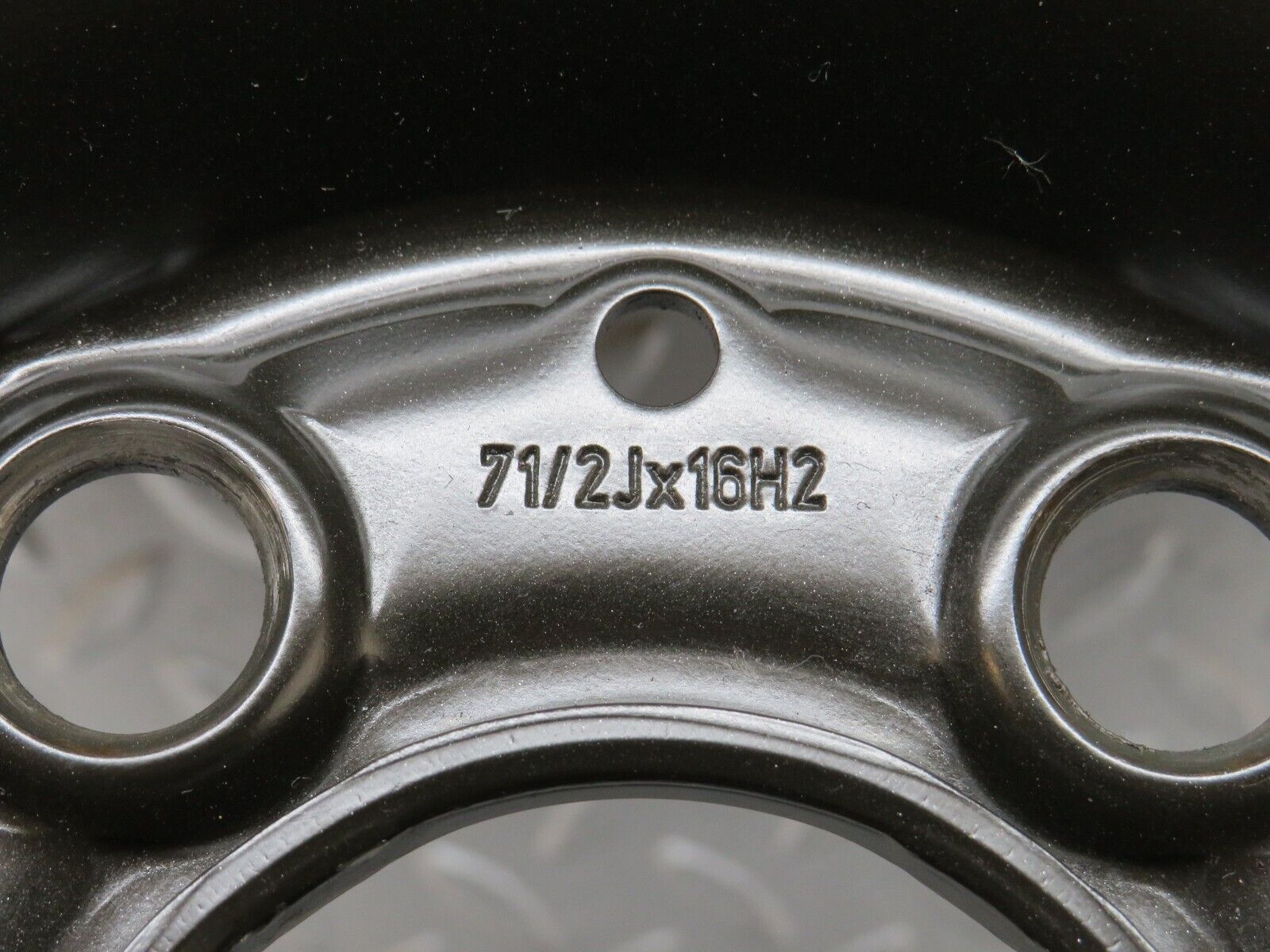 35881 Mercedes-Benz W210 Steel Wheel 7.5Jx16 H2 ET41 2104000802