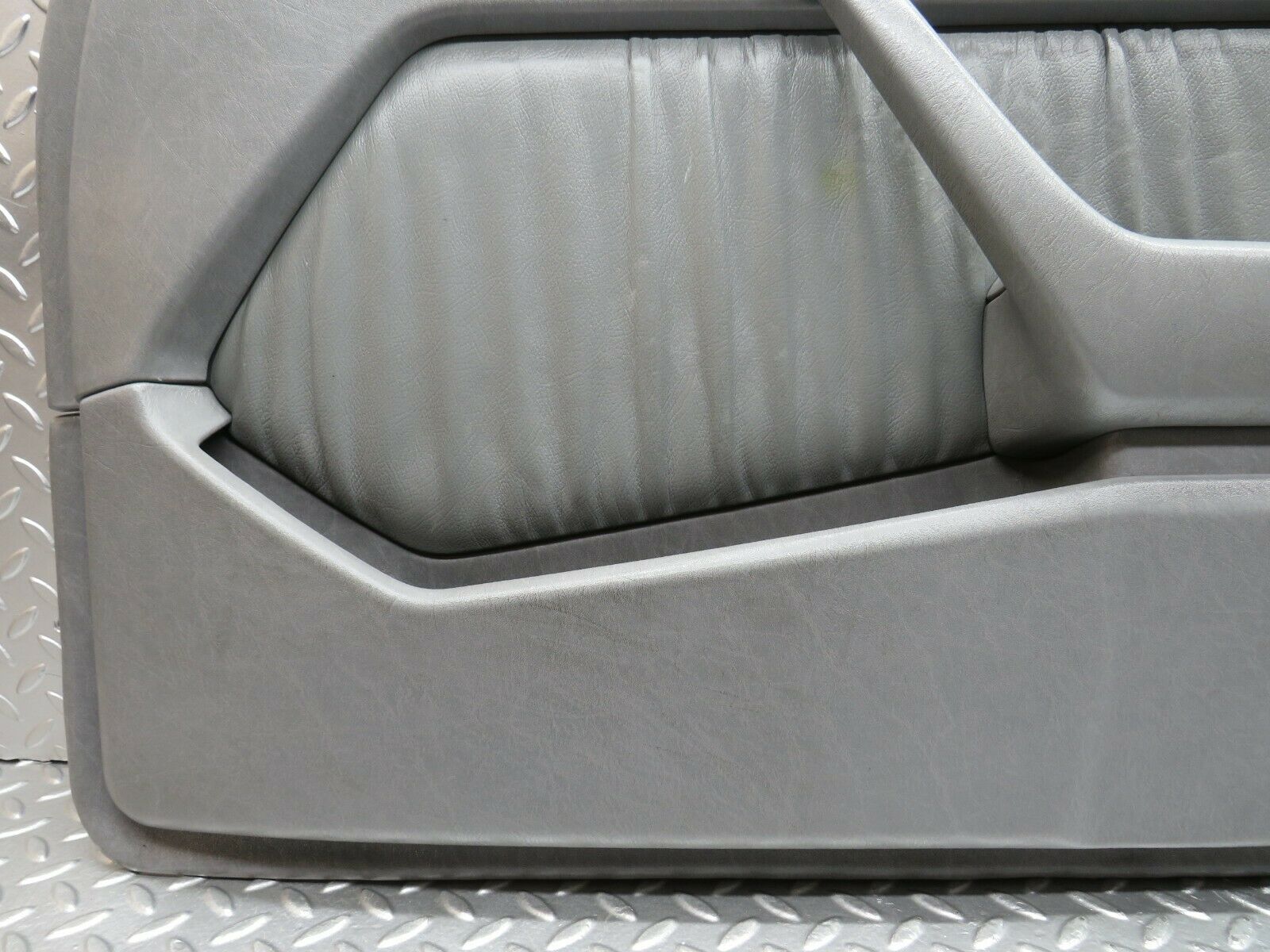 22366 Mercedes-Benz C124 E220 Coupe Right Door Card Grey