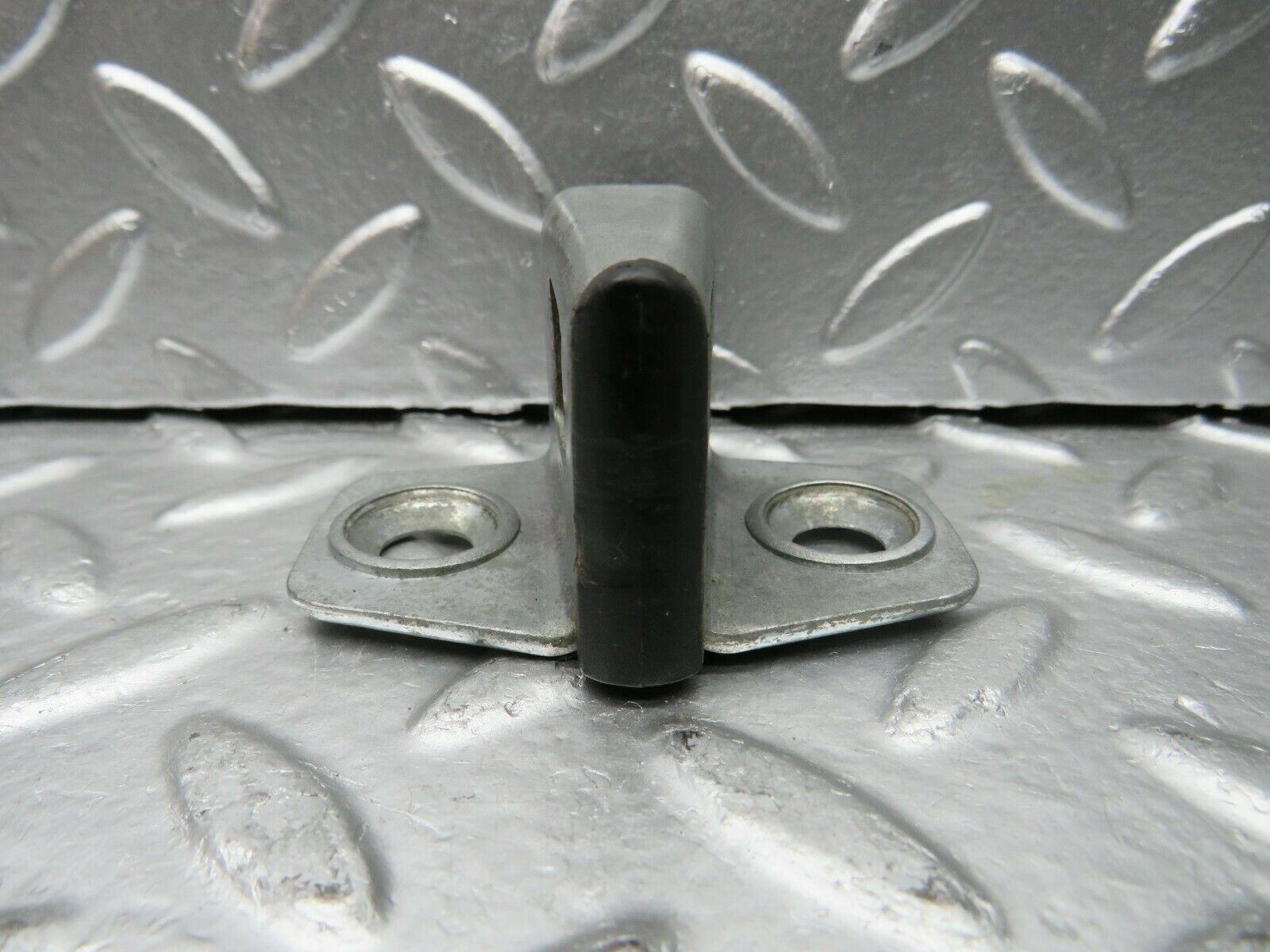 22616 Mercedes-Benz C124 E220 Coupe Door Lock Latch