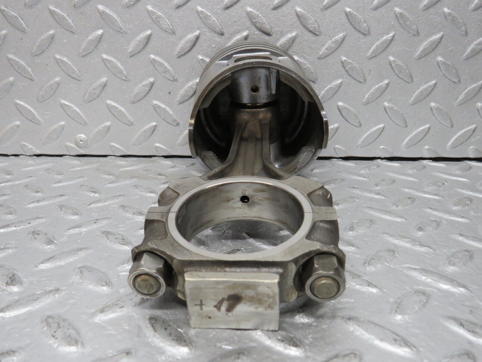 37628 Mercedes-Benz W109 300SEL Piston With Connecting Rod 91.5 mm