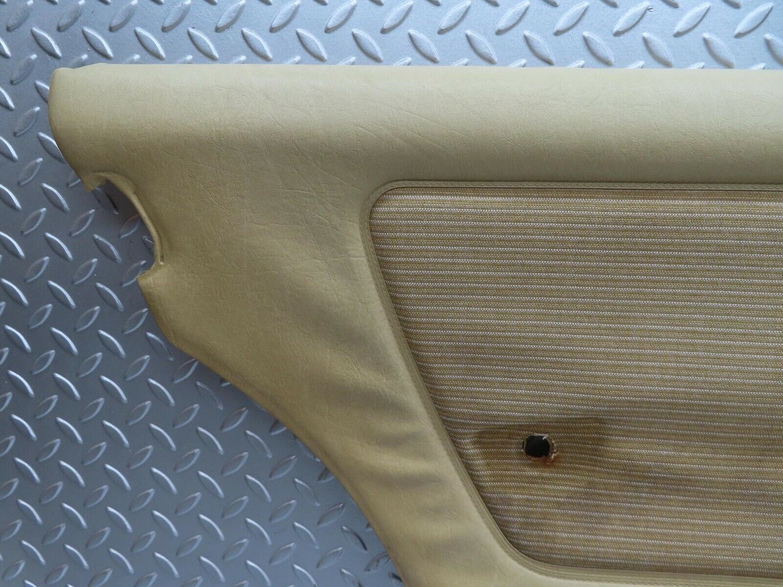 13512 Mercedes-Benz W123 200 Rear Left Door Card Cream