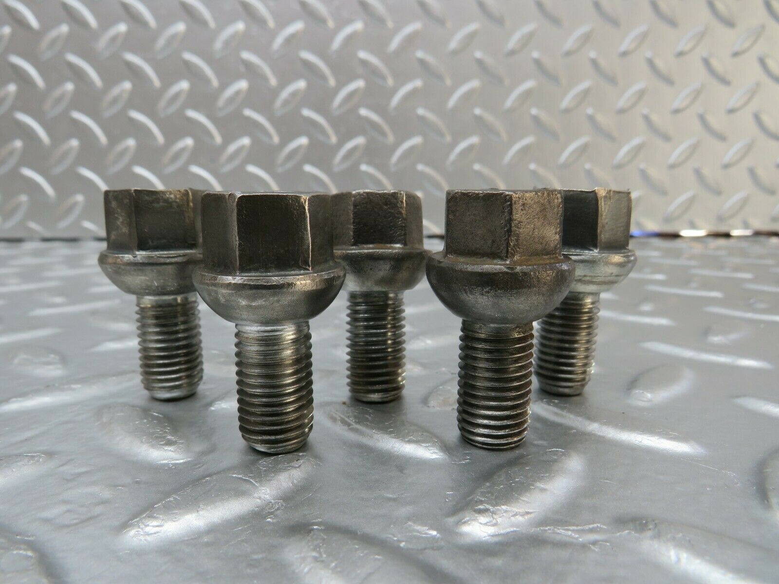 23922 Mercedes-Benz 5x Steel Wheel Lug Bolt M12x1.5