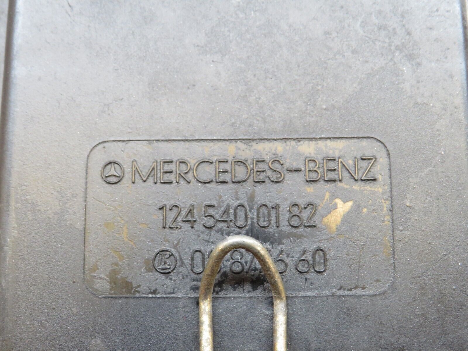 34213 Mercedes-Benz W124 260E Fuse Box 1245401150 1245400282 1245400182