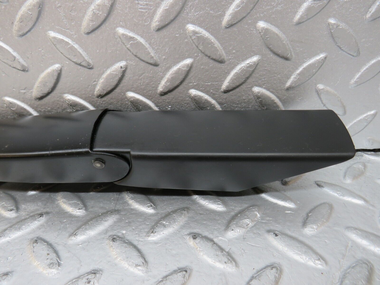 34859 Mercedes-Benz W210 320E Front Windscreen Wiper Arm