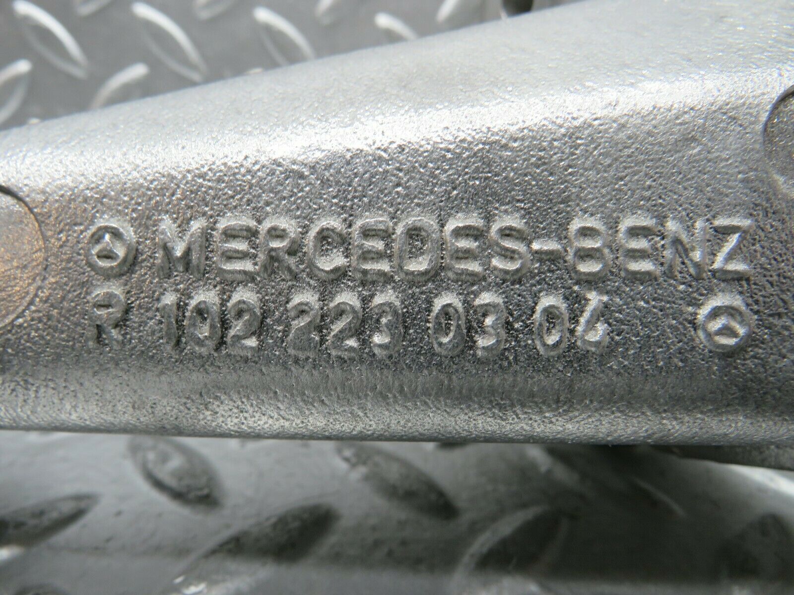 23081 Mercedes-Benz C123 230CE Engine Mount Bracket Right Side 1022230304