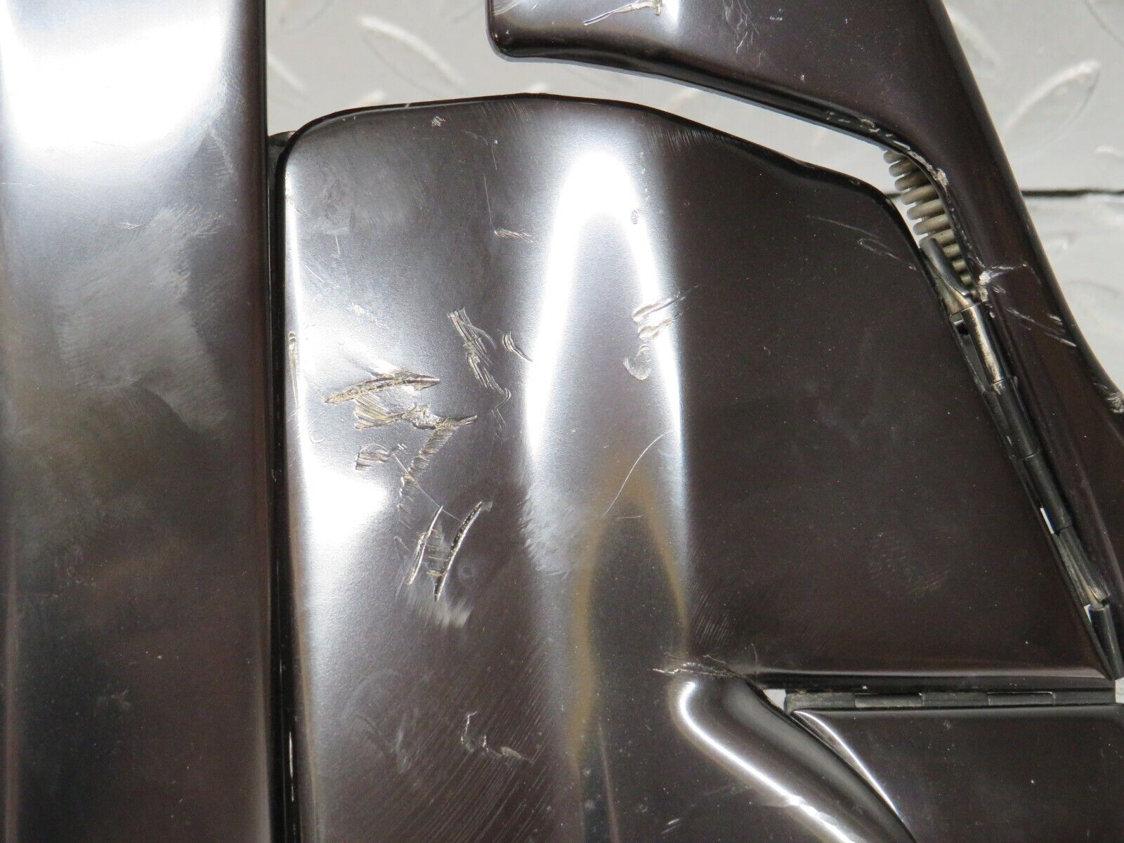 39403 Mercedes-Benz R129 320SL Coupe Roof Flap Cover Trim Left Side 1296930314