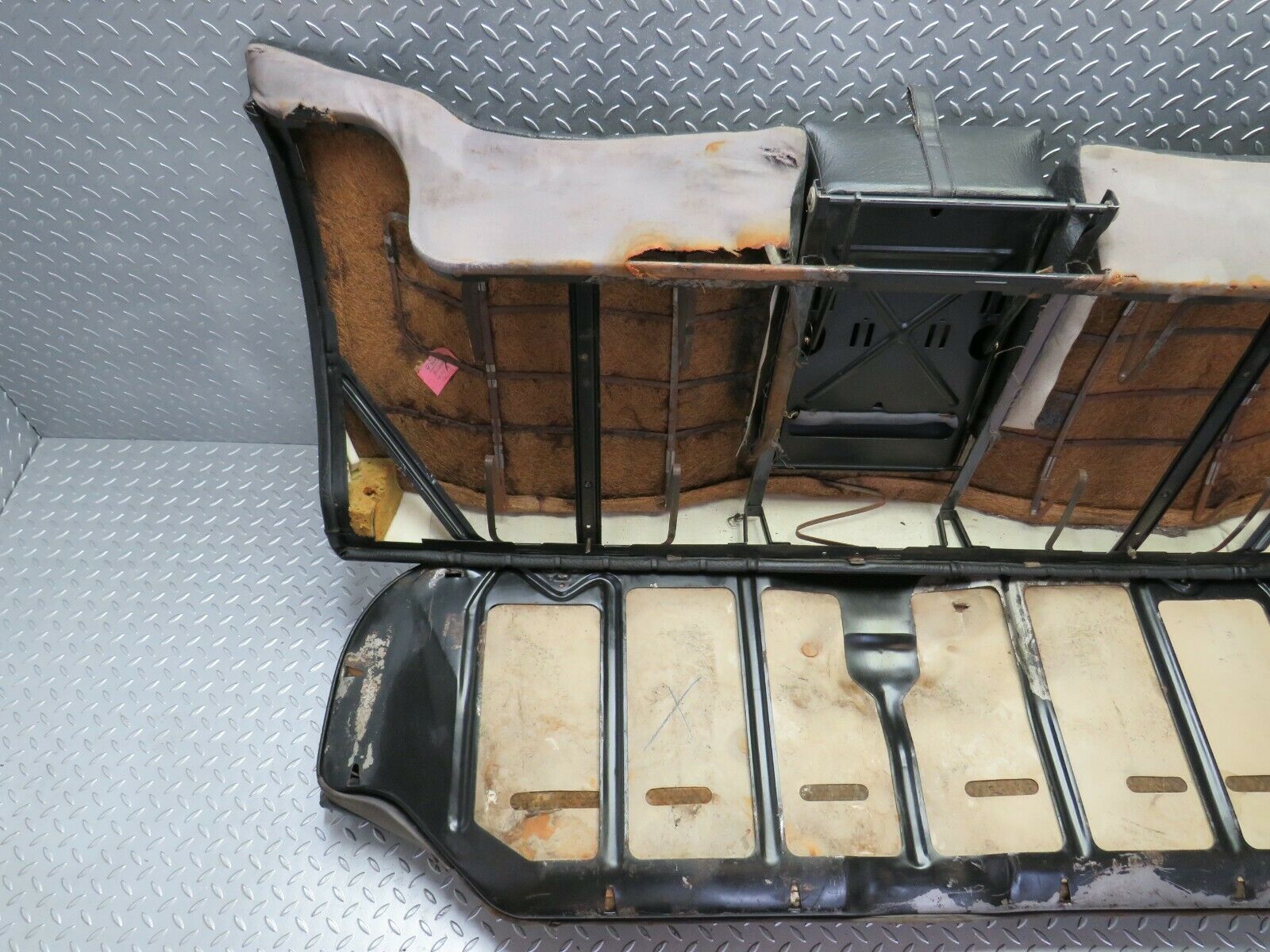 24488 Mercedes-Benz W108 Rear Seat Black 1089240116