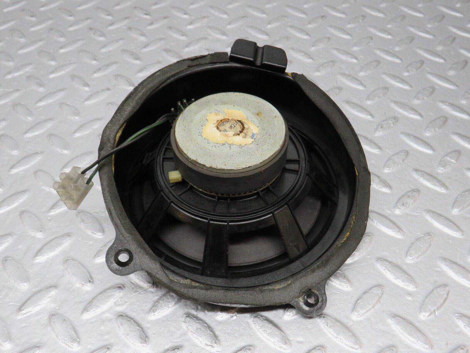 35997 Mercedes-Benz W126 420SE Rear Left Parcel Shelf Speaker 1268200302