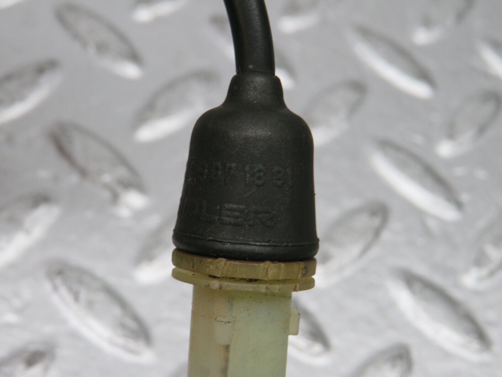 31519 Mercedes-Benz S124 220TE Front Wing Indicator Cable Wire 1249971881