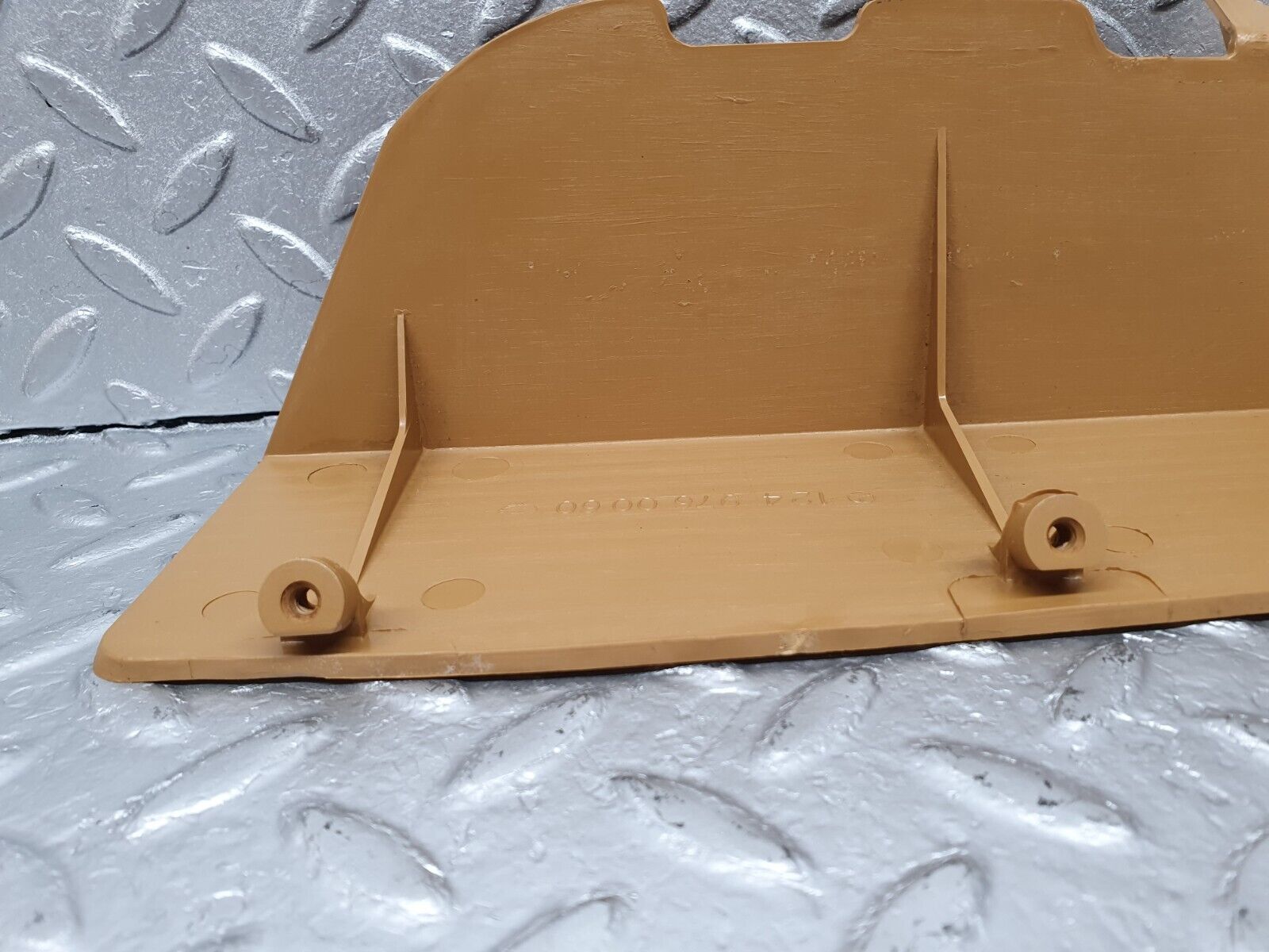 41414 Mercedes-Benz W124 200E Foot Rest Palomino 1249760060