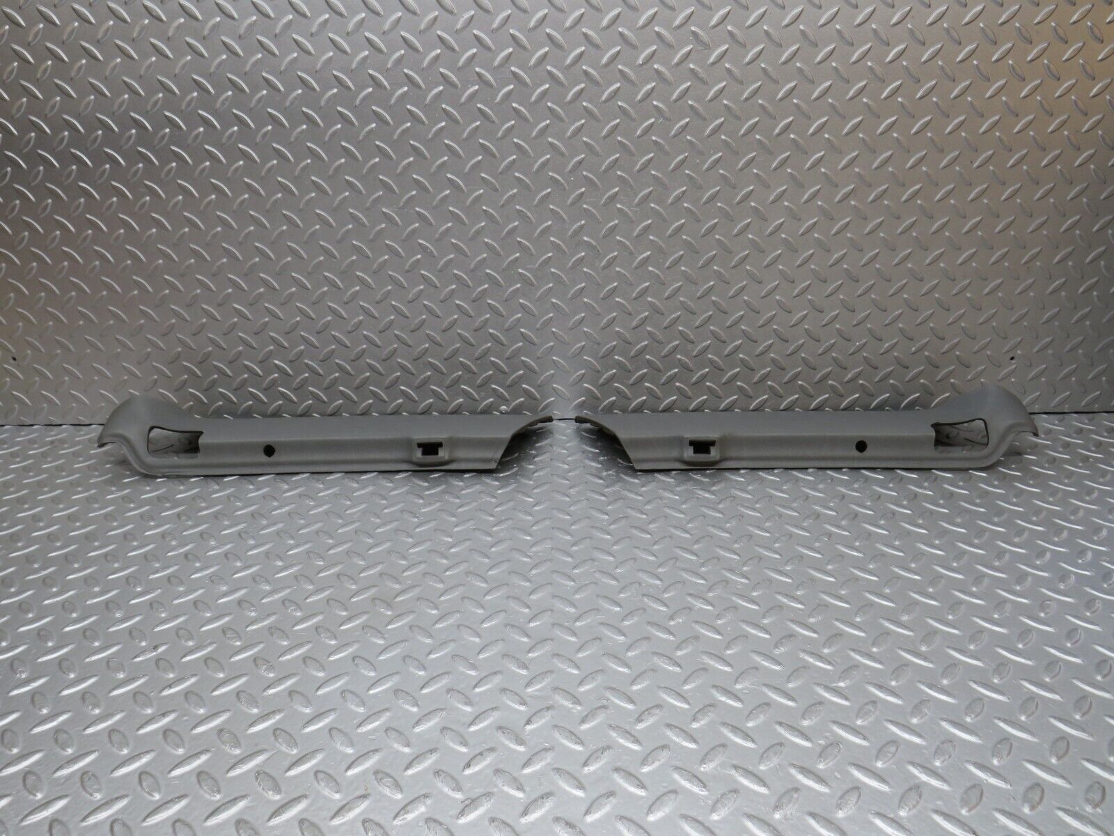 39346 Mercedes-Benz R129 320SL Coupe Roof Headlining Panel Grey 1296900225 1296900125