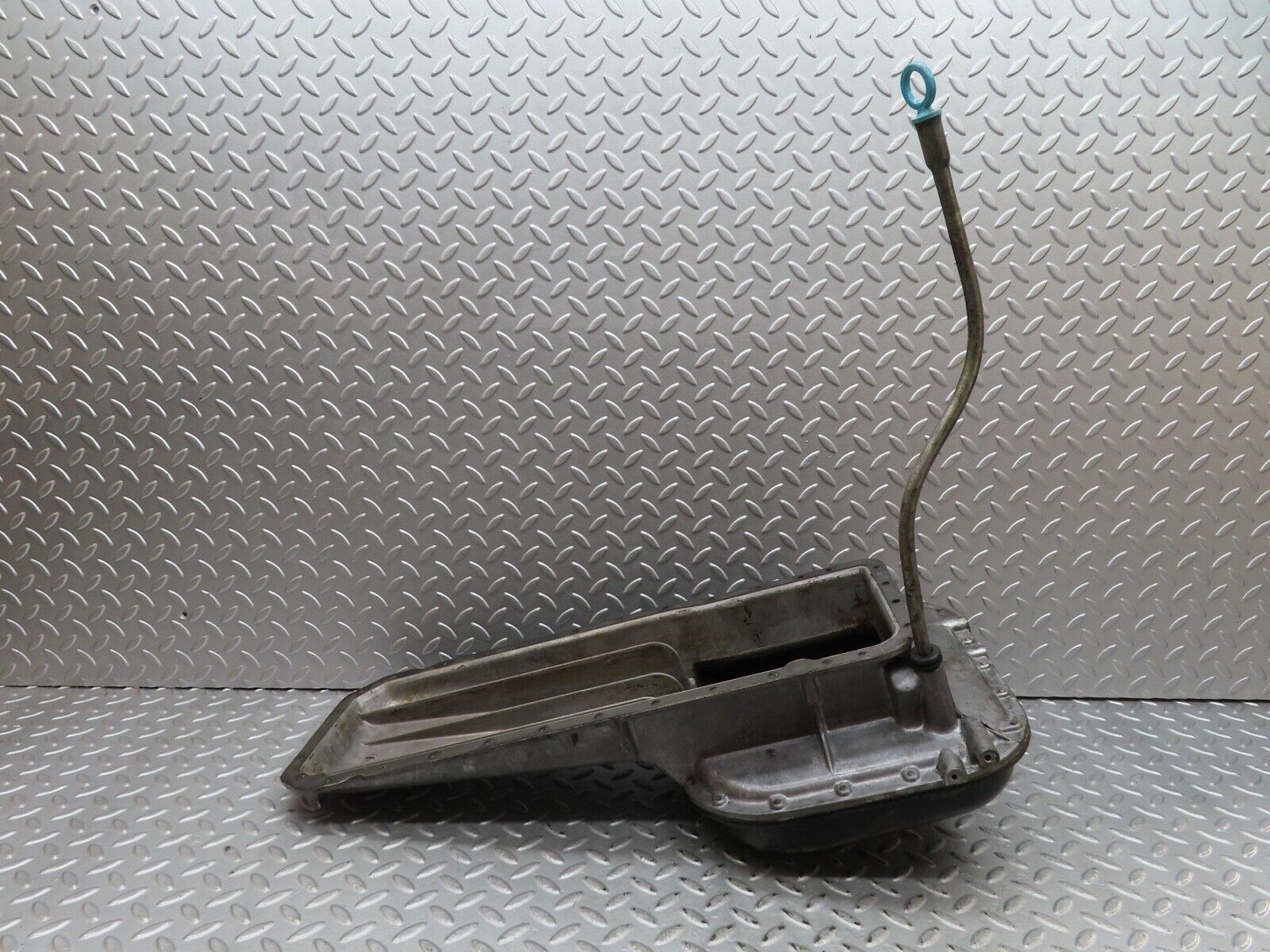 17805 Mercedes-Benz W116 450SEL Oil Pan Oil Sump 1160142602