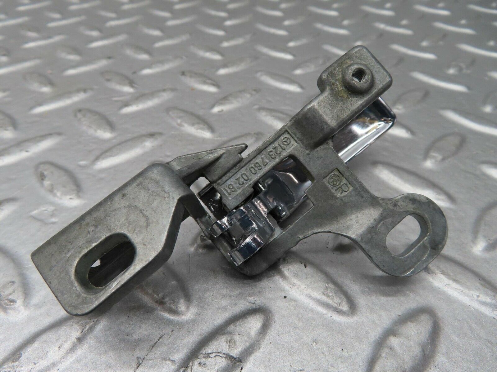 7040 Mercedes-Benz W123 230E Rear Right Interior Door Handle 1237600261