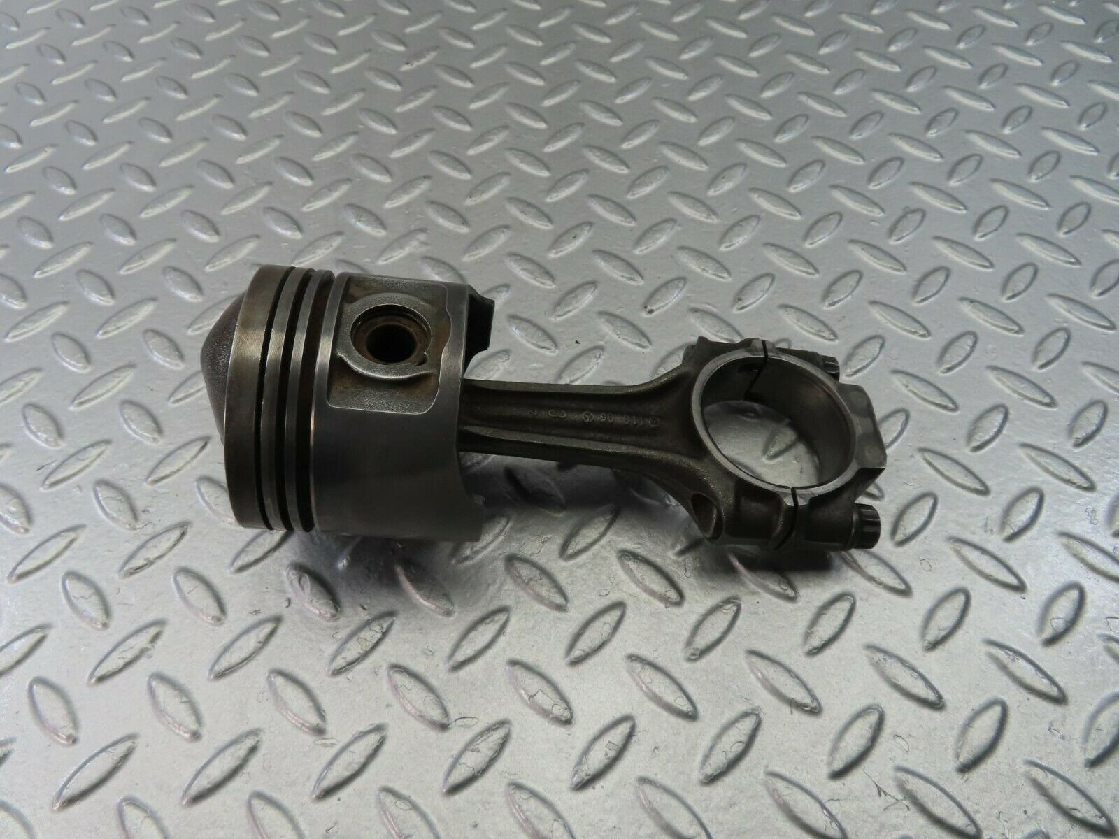 9885 Mercedes-Benz C123 280CE Coupe Piston With Connecting Rod 86.976 mm