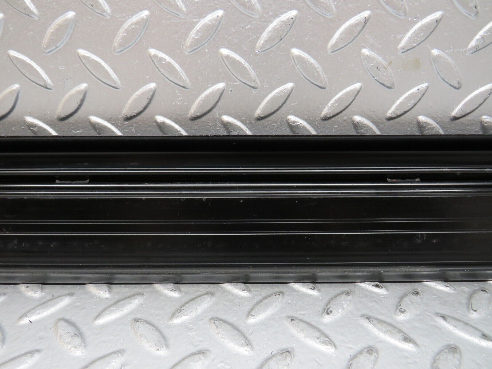 27956 Mercedes-Benz W123 280E Front Right Door Sill Trim