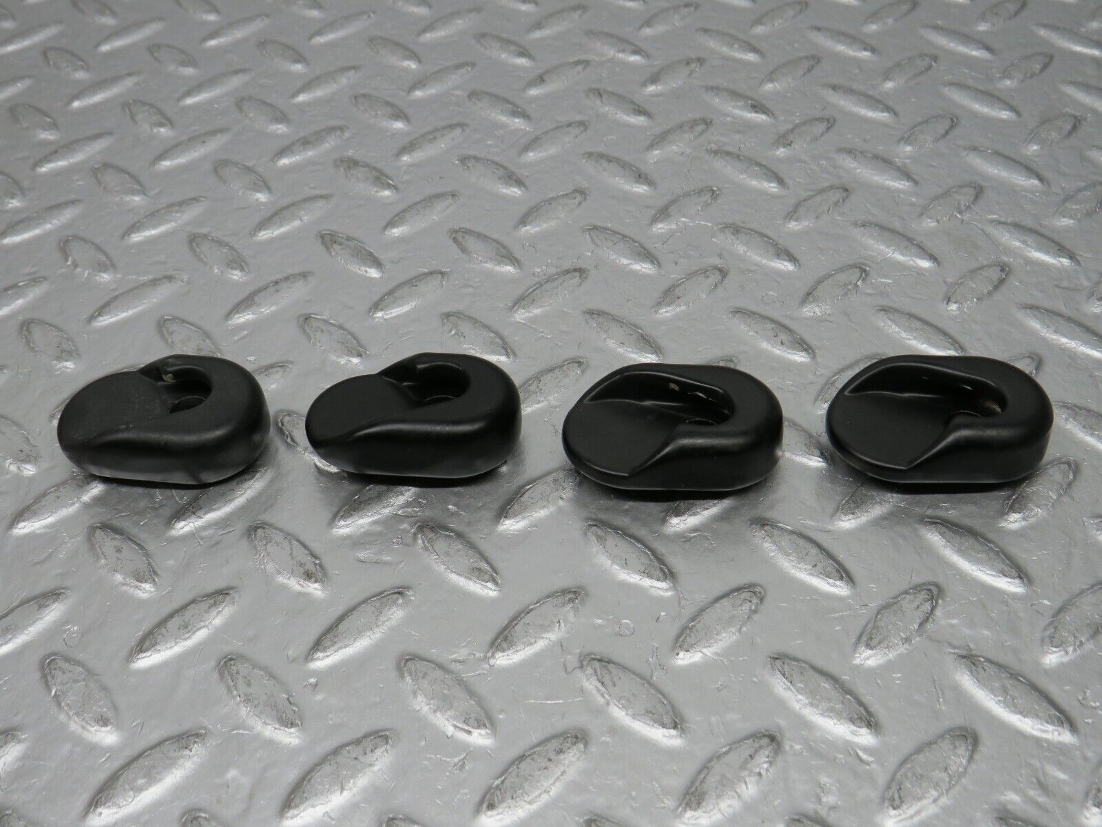 31385 Mercedes-Benz S124 220TE Trunk Cover Holder Set 1248681014 1248680914