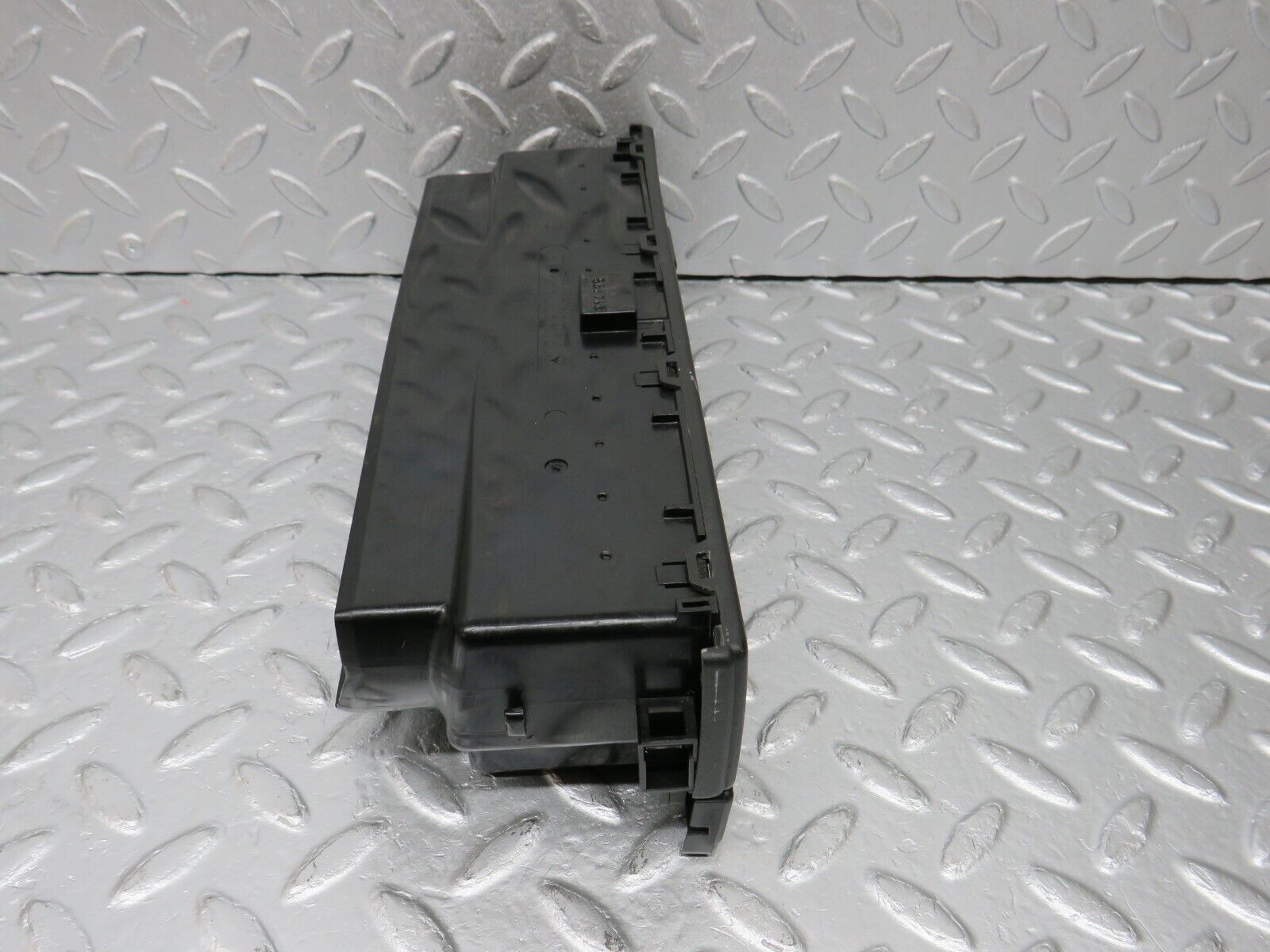 39395 Mercedes-Benz R129 320SL Coupe Dash Centre Air Vent 1298300354