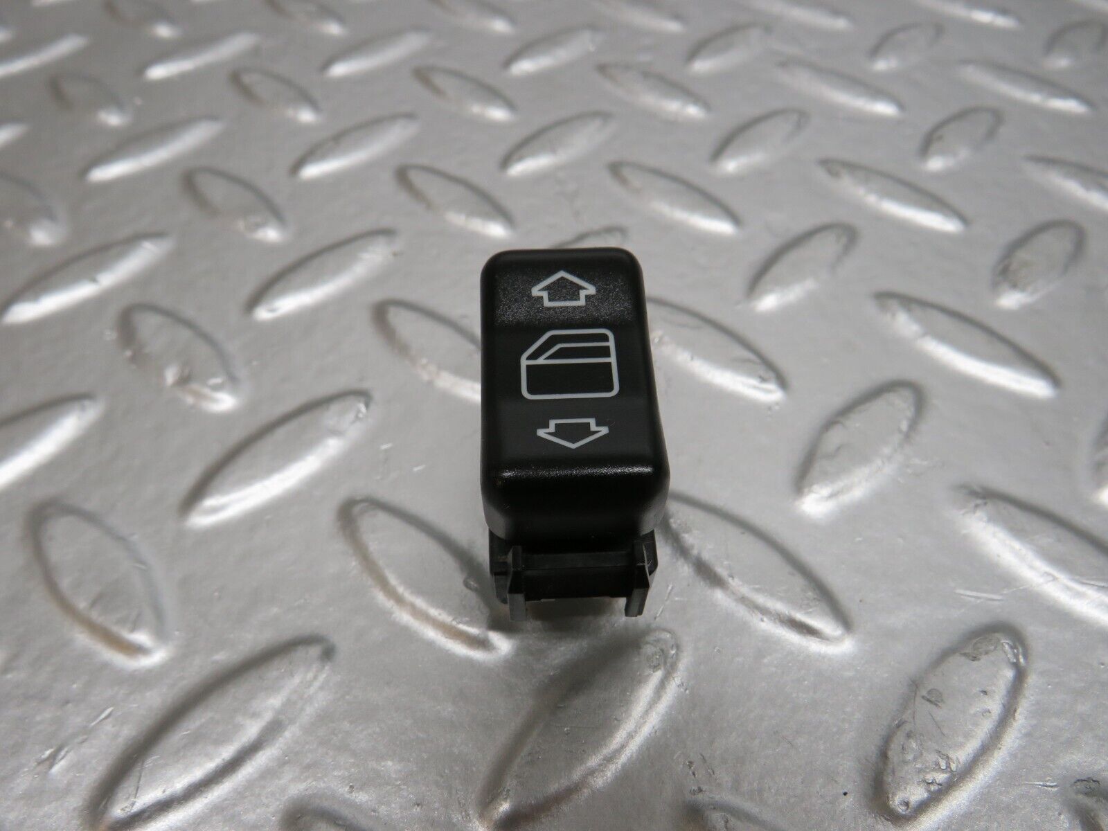 24671 Mercedes-Benz W140 S320 Electric Window Switch Left Side 1408210151