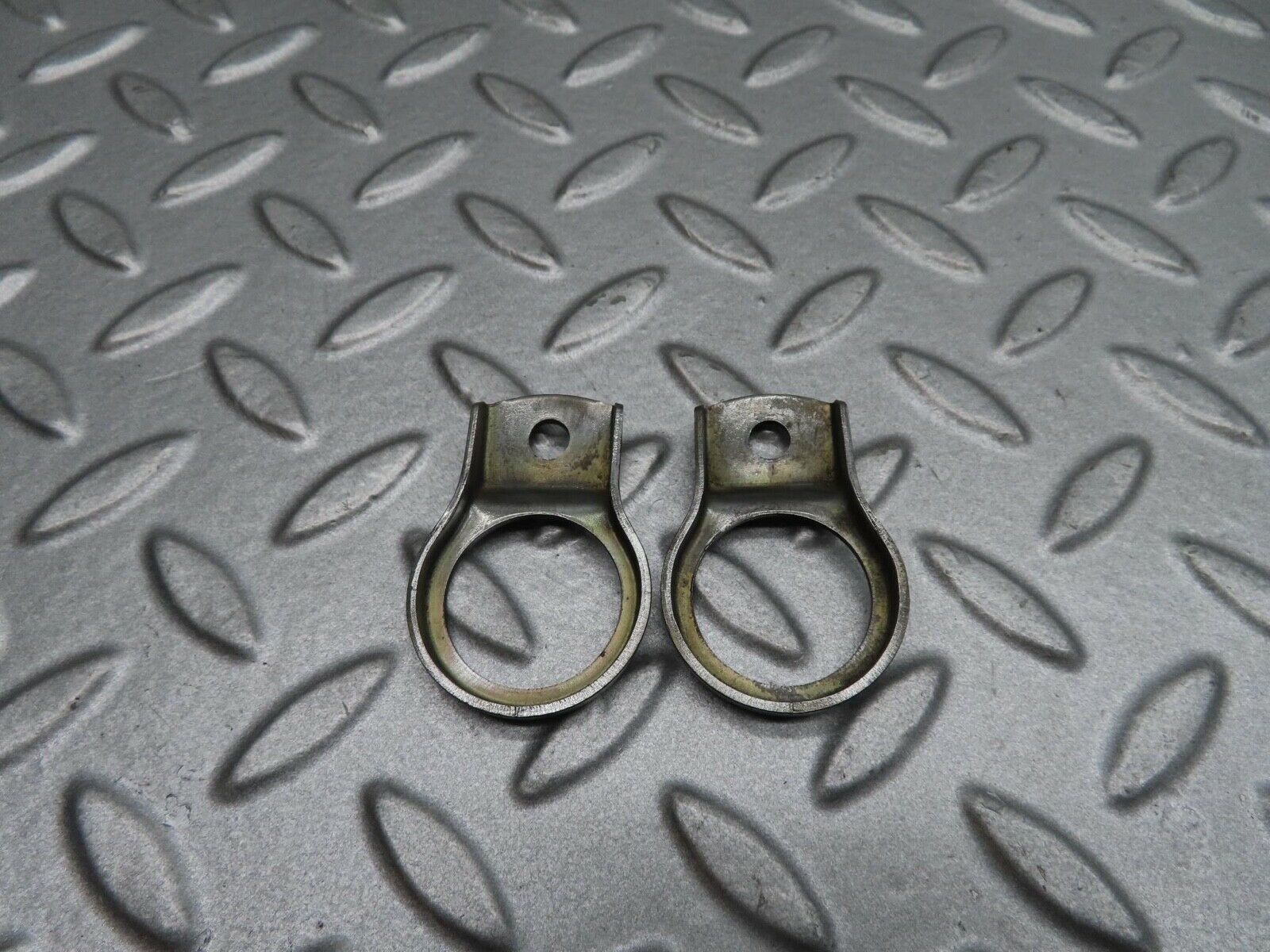 12493 Mercedes-Benz W108 280SE 3.5 Fuel Injector Bracket