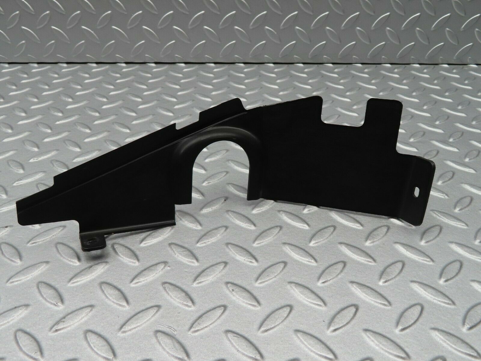 5328 Mercedes-Benz W124 230E Cover Between Lighting Unit And Frame 1246282007