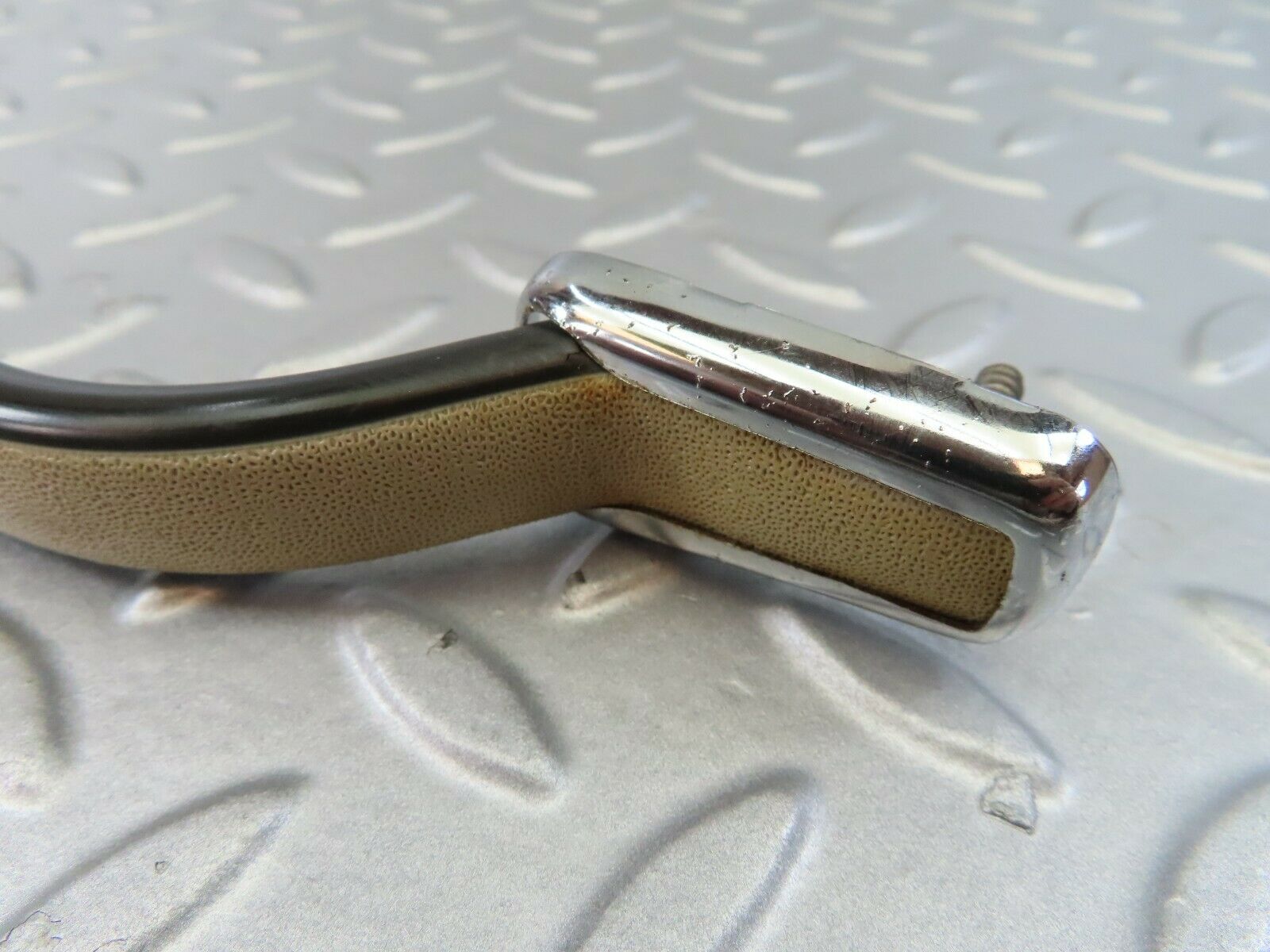 7401 Mercedes-Benz W116 450SE Interior Roof Grab Handle Front