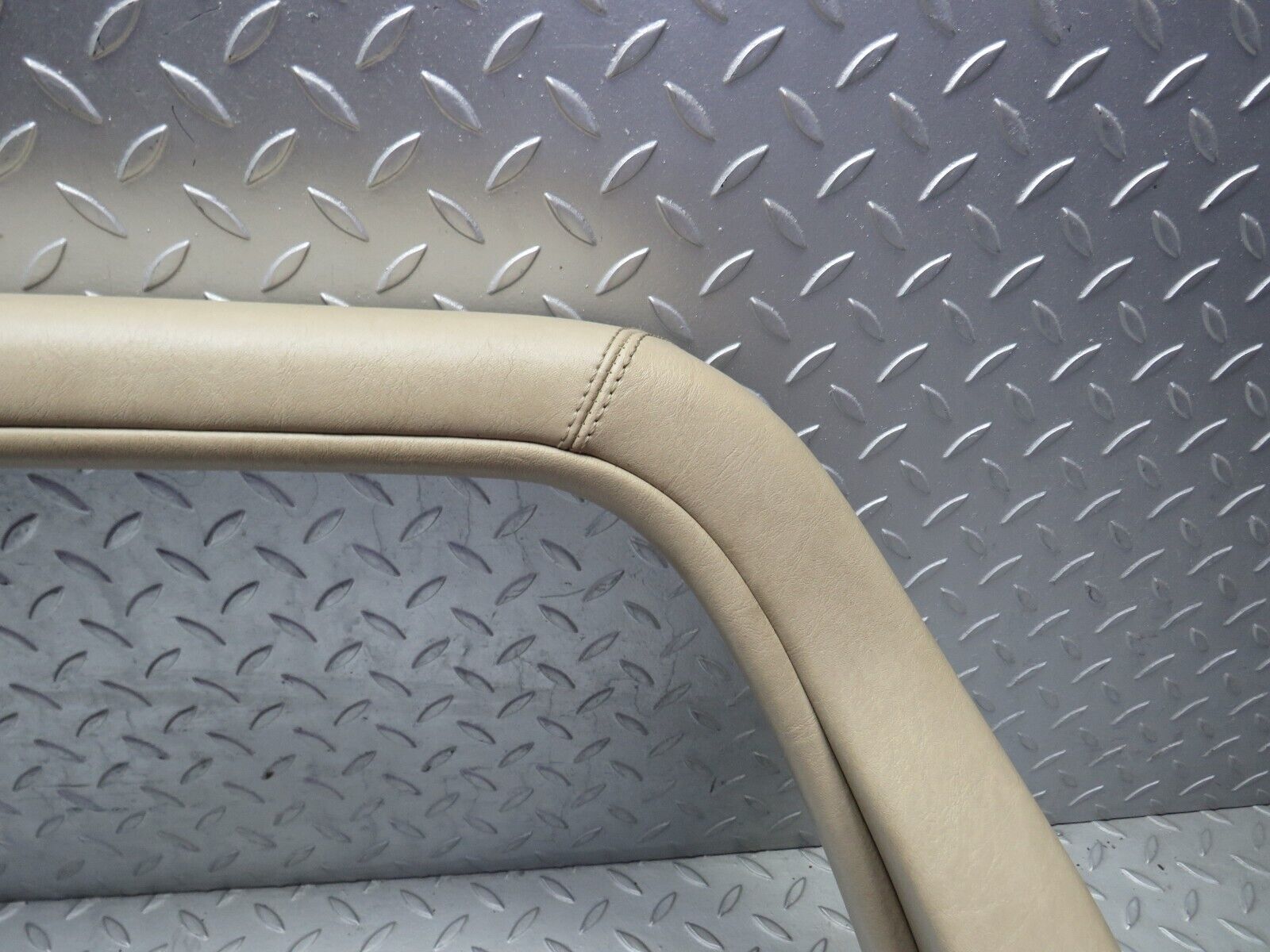 38618 Mercedes-Benz R129 280SL Coupe Roll Over Bar Beige