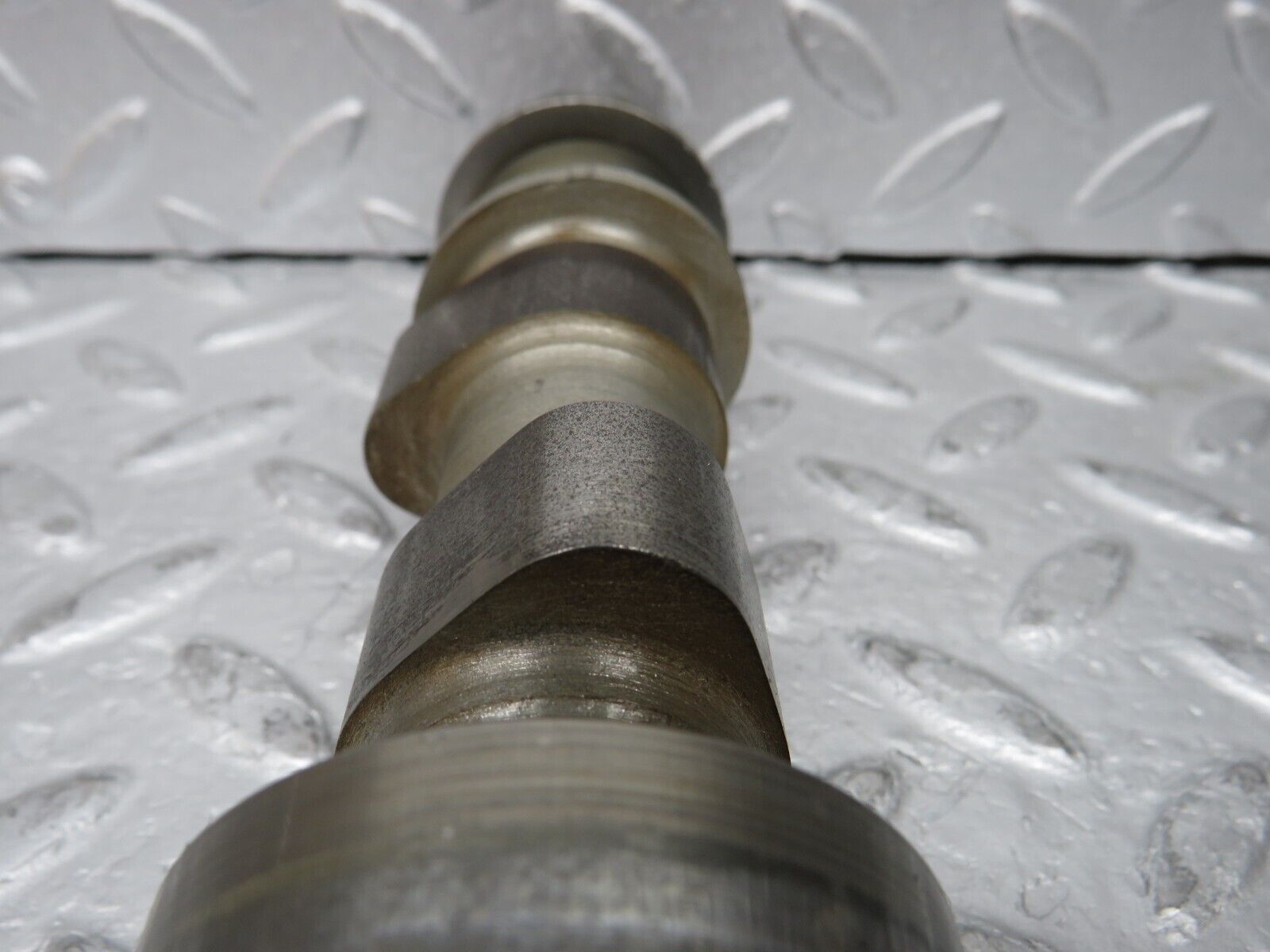 37135 Mercedes-Benz C126 420SEC Coupe Camshaft Left Side 11710