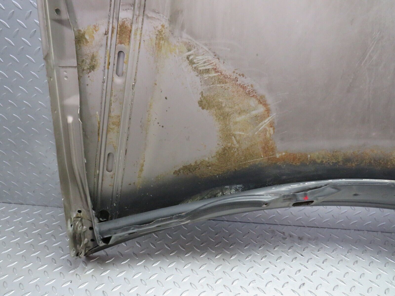 33839 Mercedes-Benz W201 190E 2.0L Bonnet