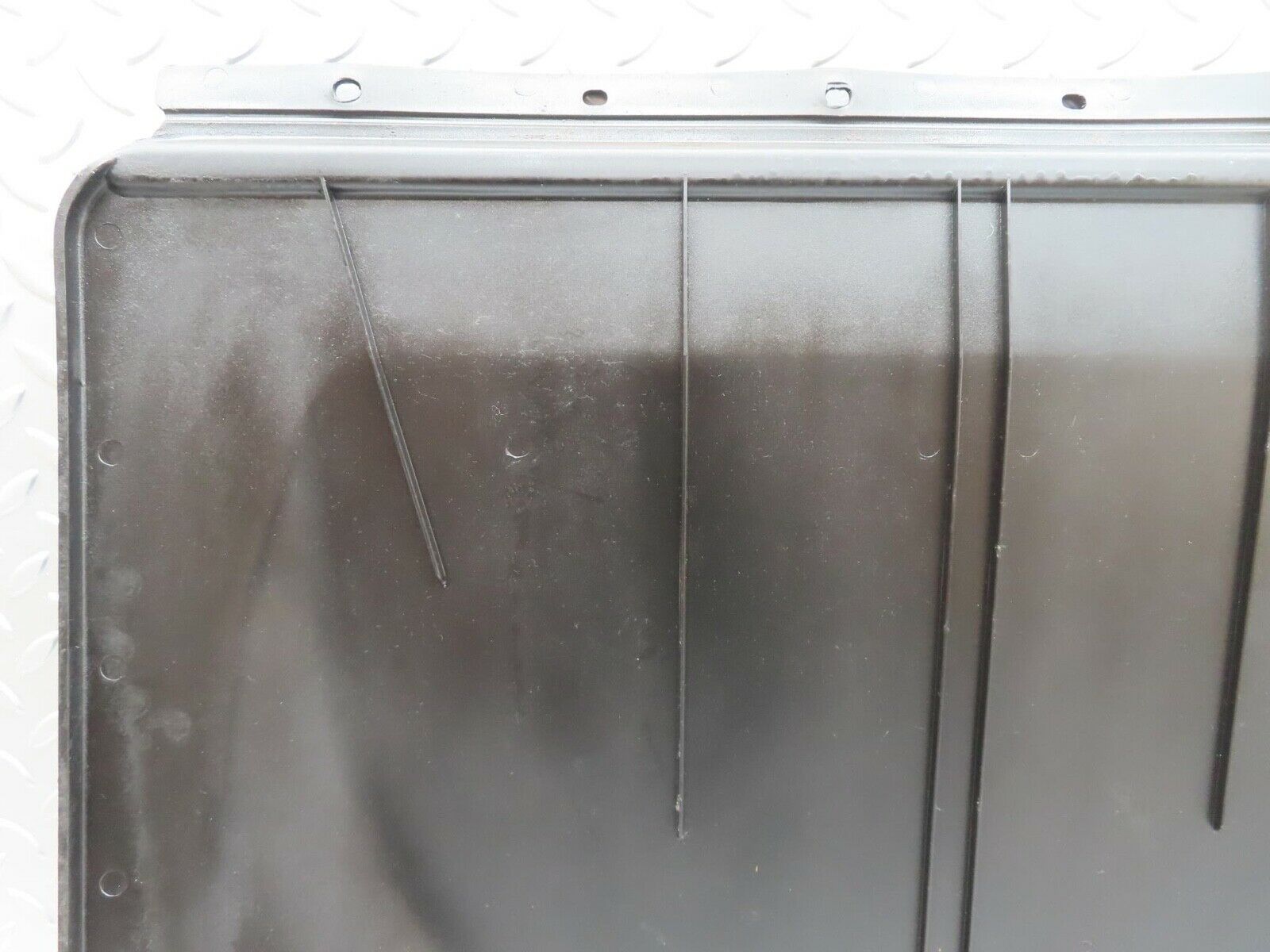 14128 Mercedes-Benz C107 280SLC Spare Wheel Cover 1076930033