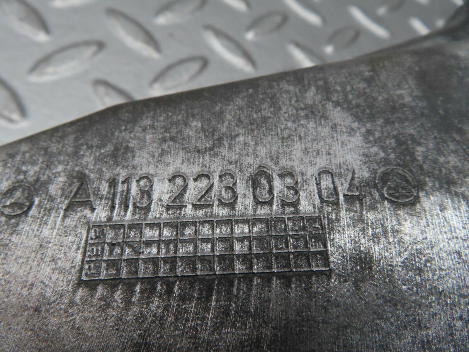 13397 Mercedes-Benz W220 S430 Engine Mount Bracket Right Side 1132230304