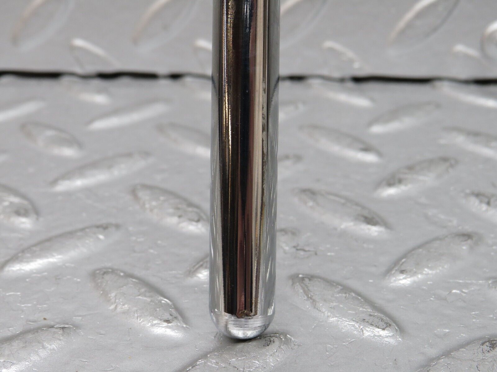 32583 Mercedes-Benz S124 300TE Wagon Front Right Seat Headrest Grey