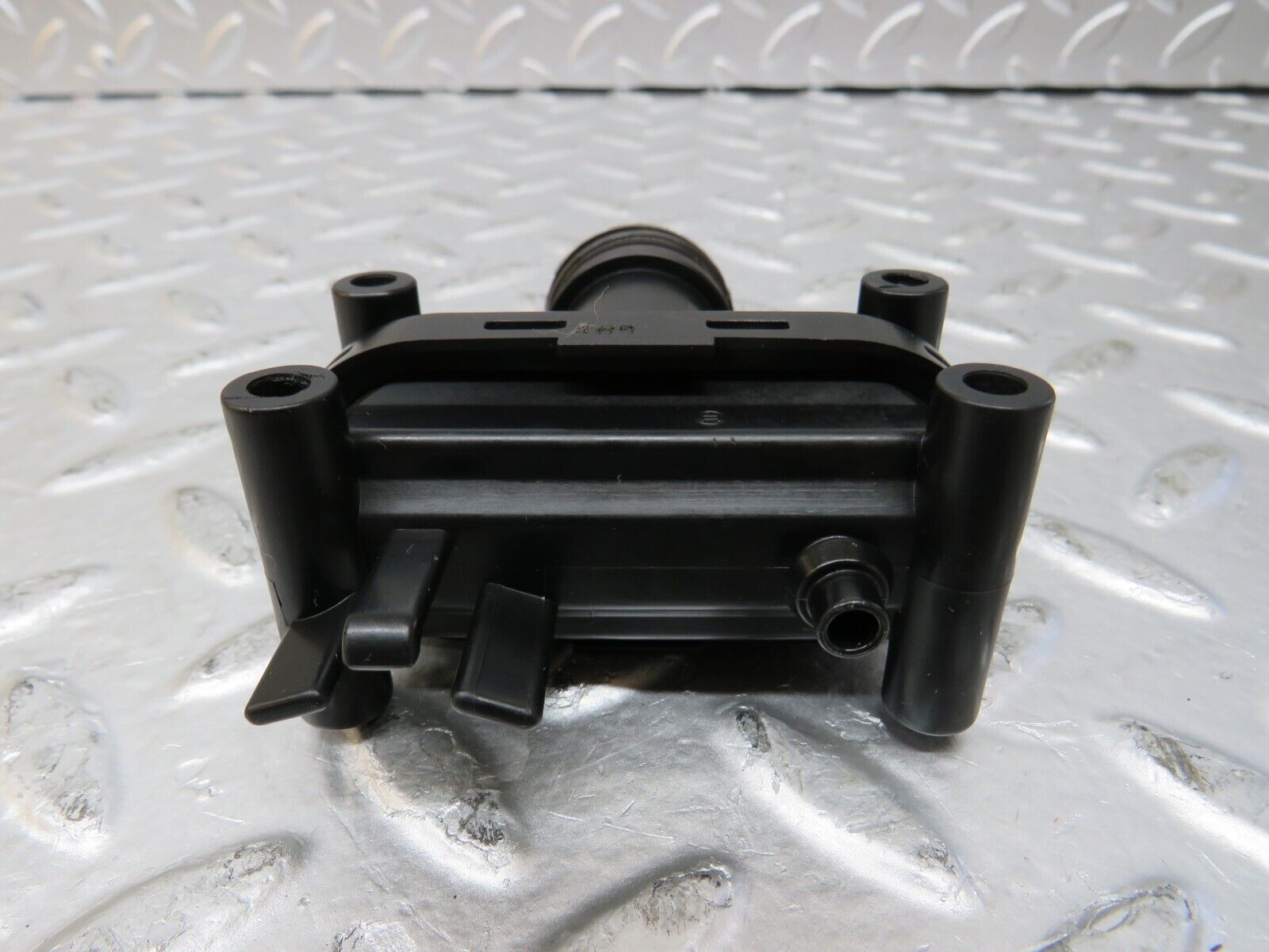 25922 Mercedes-Benz W124 280E Door Lock Vacuum Actuator