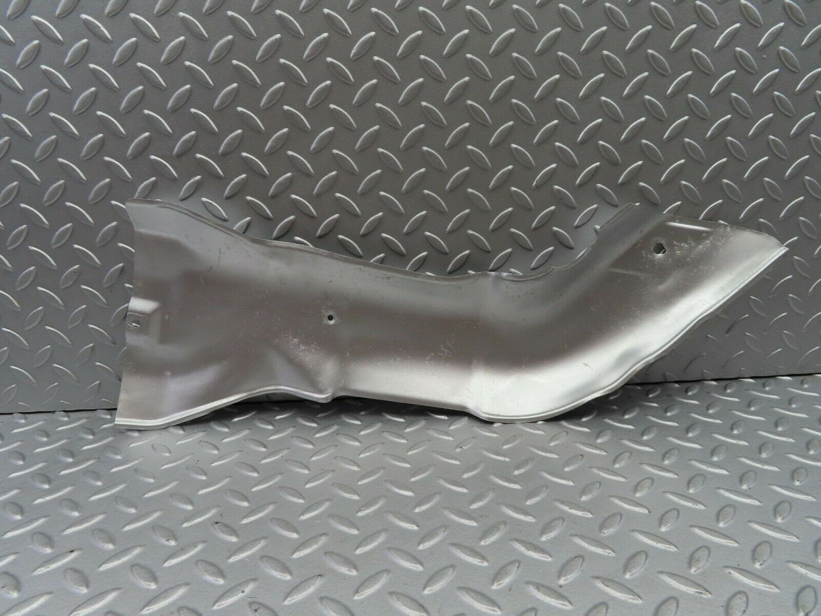 6257 Mercedes-Benz W126 380SE Exhaust Heat Shield