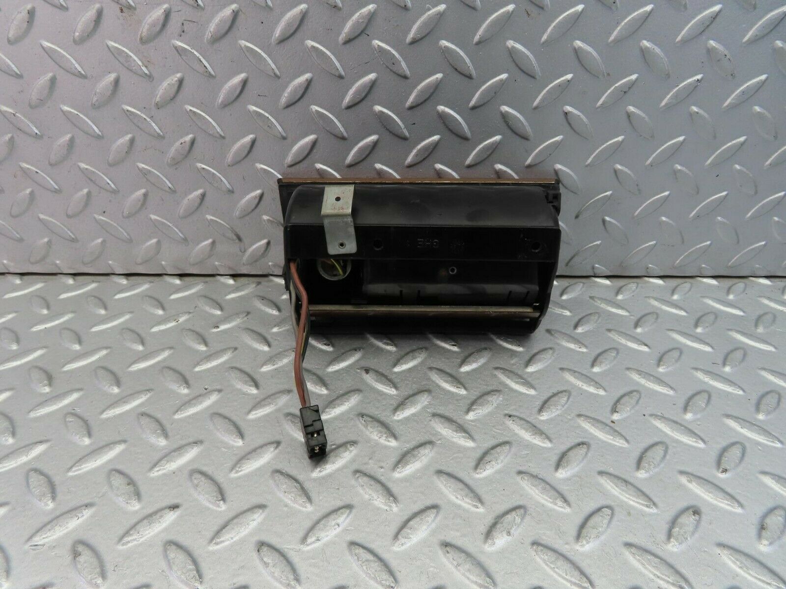 9384 Mercedes-Benz C124 300CE Coupe Centre Console Ashtray Wood Finish