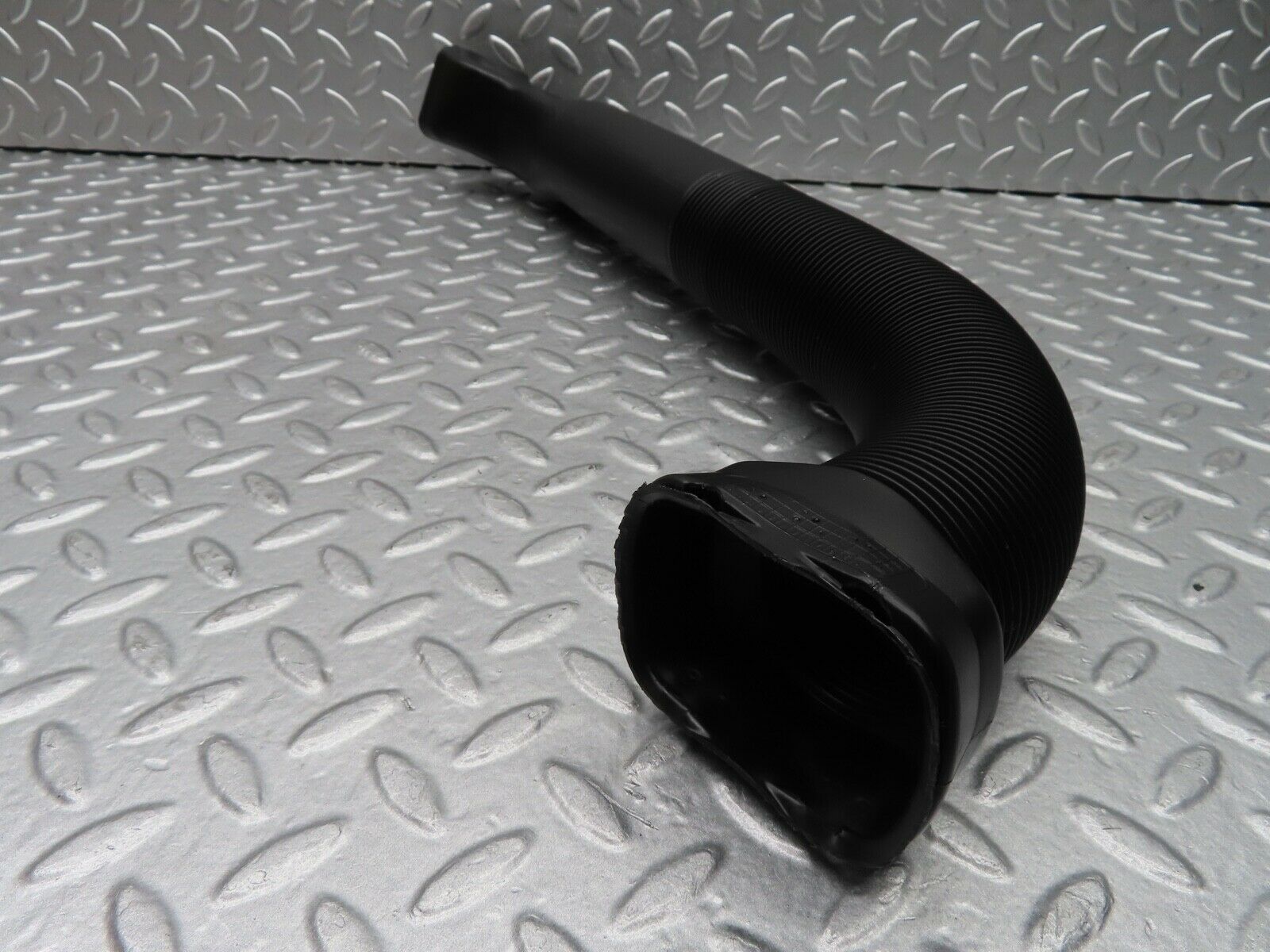 19900 Mercedes-Benz R129 300SL Coupe Air Intake Duct Pipe 1298310446