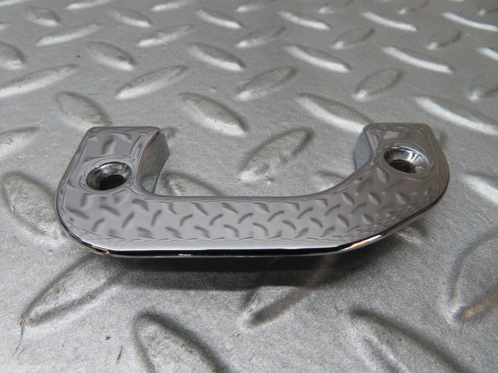 17548 Mercedes-Benz W116 450SEL Left Door Interior Chrome Latch Trim