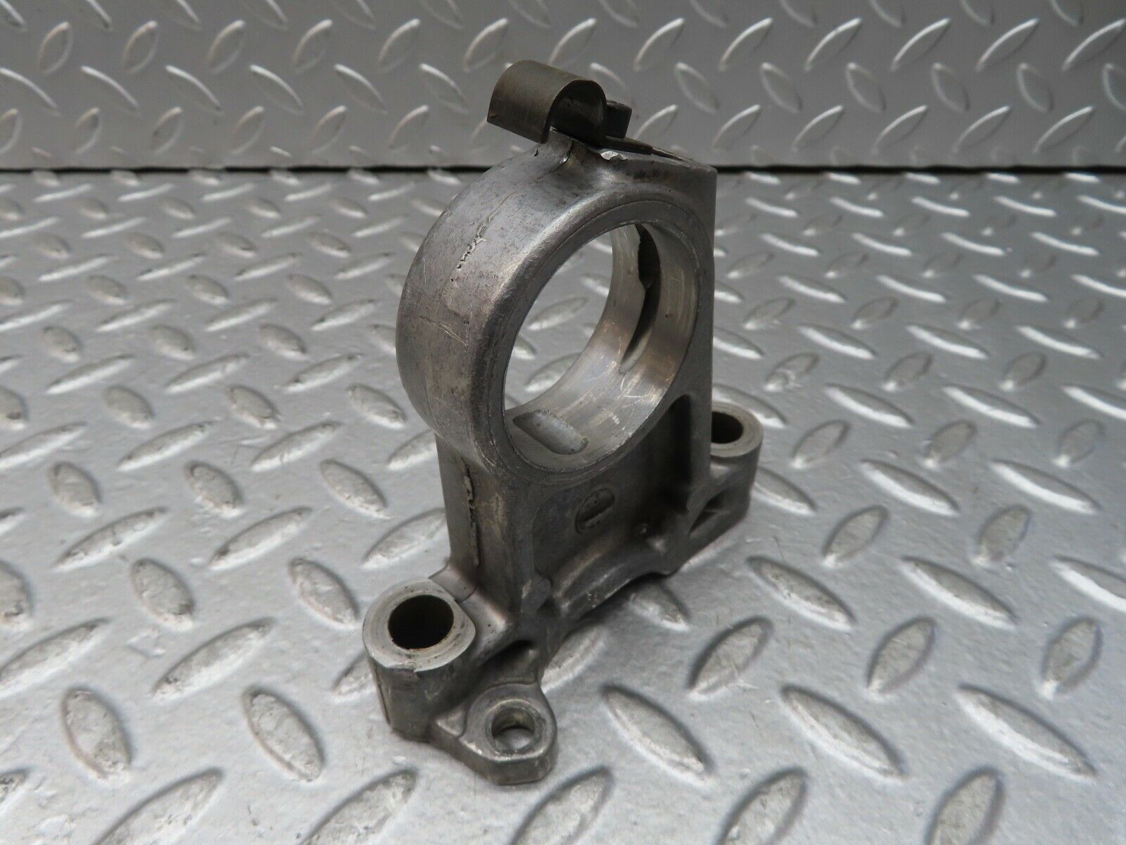 19246 Mercedes-Benz W123 300D Camshaft Tower Bearing 6160510612